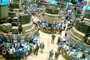 El oro está encerrado en una estrecha gama comercial